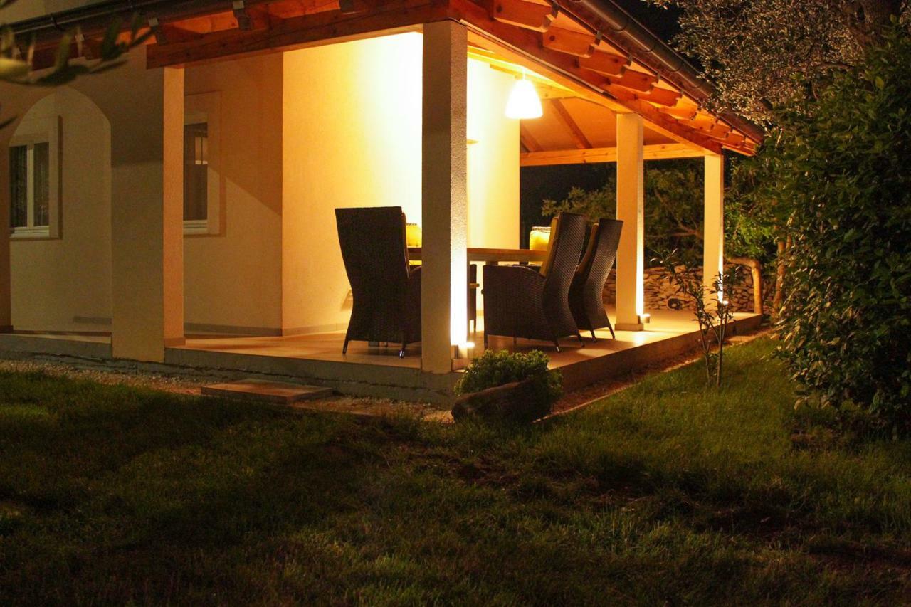 Holiday Home Liberta Krnica Eksteriør billede